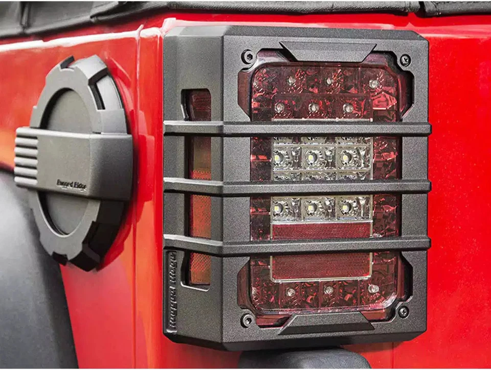 Rugged Ridge Euro Guard Kit Tail Light Black 76-06 Jeep CJ/Wrangler YJ/TJ Foto 3 de 4