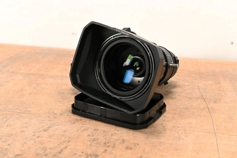 Lente zoom Fujinon XT17x4,5BRM-K14 HD ENG - 1:1,6/4,5-77 mm CG01QEA Foto 3 de 4