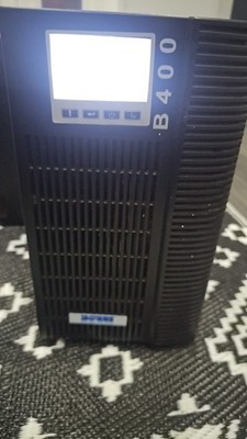 Borri / Power Control B400 USV kommt mit Akku und Stromkabel