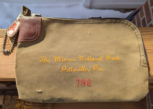 アンティーク雑貨 U.S.A. VINTAGE Bank Deposit Bag Vintage Paper Money Bank Deposit Bag First National Bank, Brown