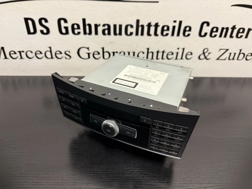 Orig. Mercedes E-Kl. W212 W207 Bedienteil Audio 20 Radio A2129003908 - Bild 2 von 3