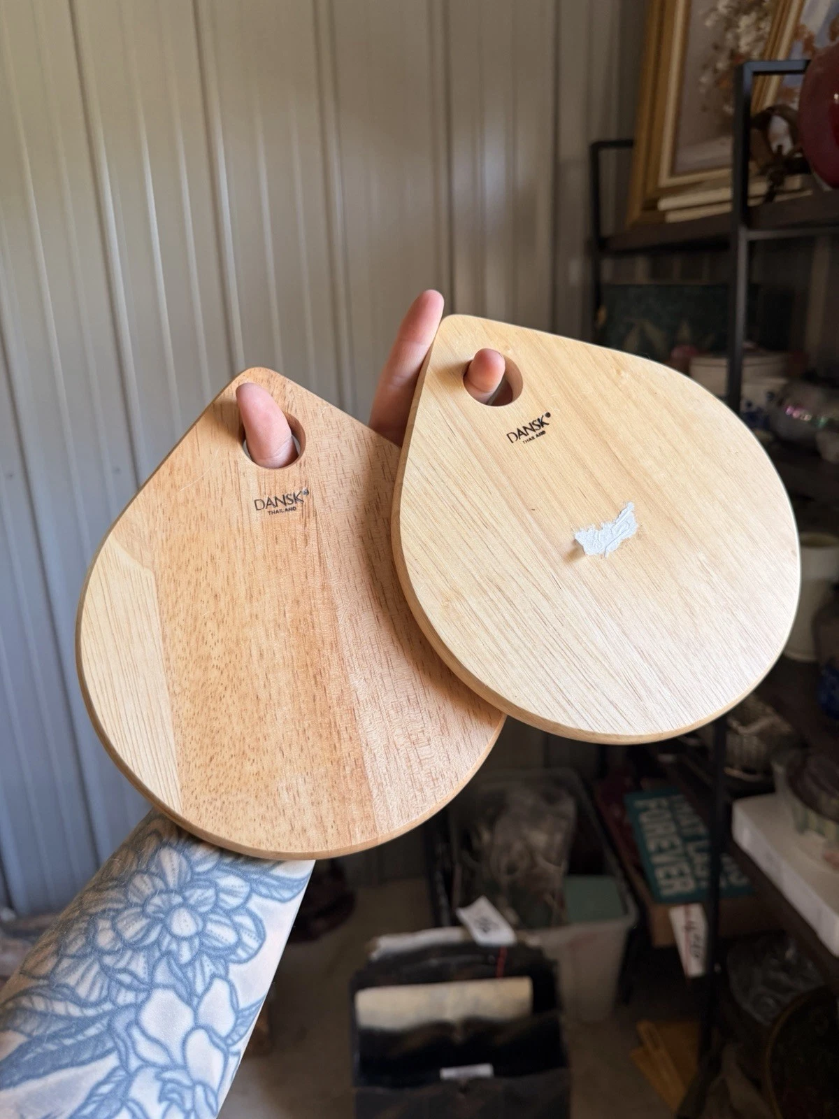 Dansk Set Of 2 Light Wood Small Teardrop Circle Hanging Cuttingboards 7x9”
Opens in a new window or