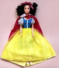 🖤 Disney 🖤 1992 Vintage Snow White Princess Barbie Doll Mattel