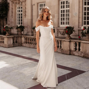 chinese dress ladies Amazon.com: V-Neck Wedding Dresses Mermaid with Lace Appliques Backless  Floor Length Spaghetti Strap Bridal Gowns Champagne 2 : Clothing, Shoes &  Jewelry