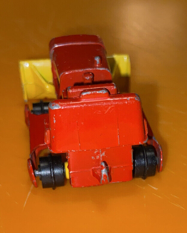 Matchbox Superfast #16 Case Tractor Red MI816 Lesney 1969-1973