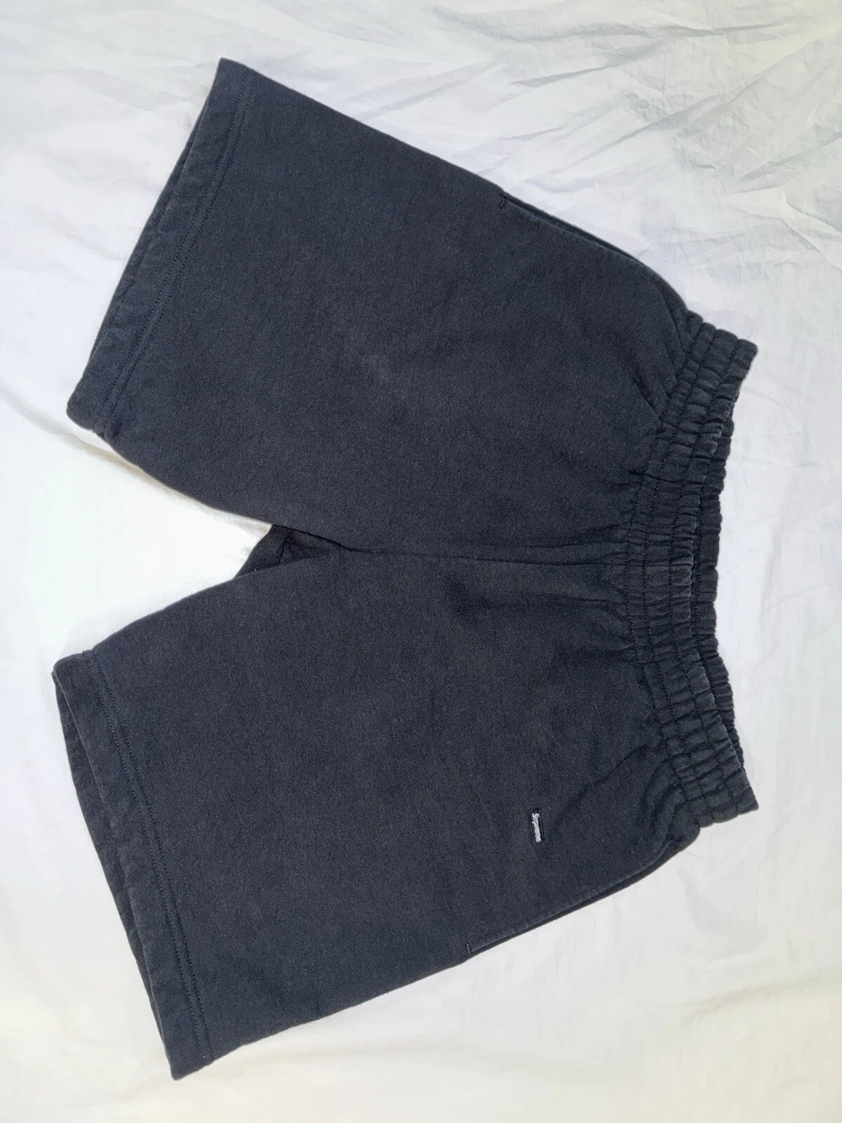 short suprême petite boîte logo