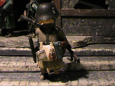 Figurine Playmobil Personnalisée Soldat Wafen Berlin 1945 – Réf 0588 Bis