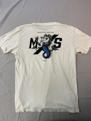 Monster and Sea T-shirt First Edition Horse Sea Horse L