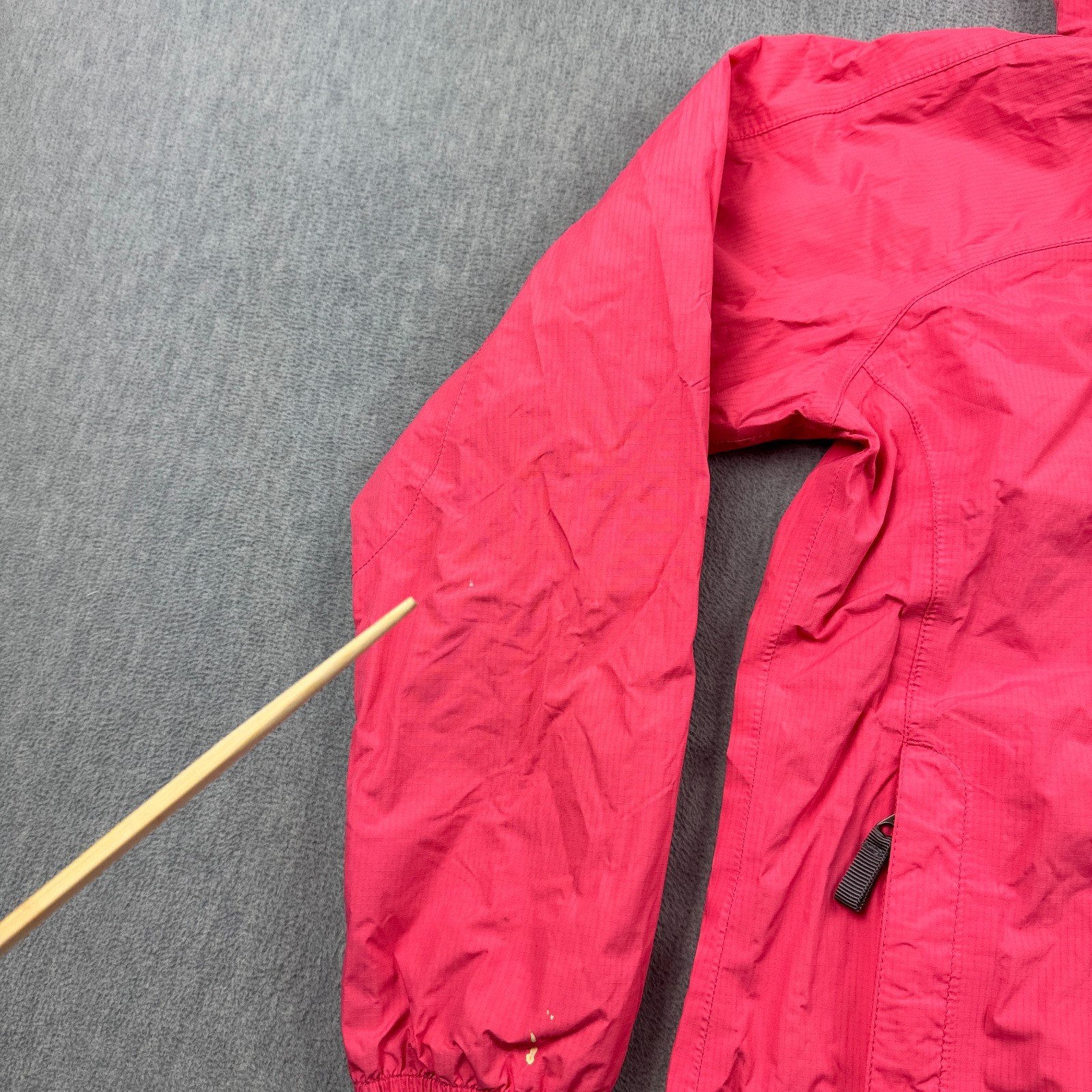 The North Face Jacket Teen Girls Large Pink Hyvent Hooded Full Zip Rain Coat thumbnail 4