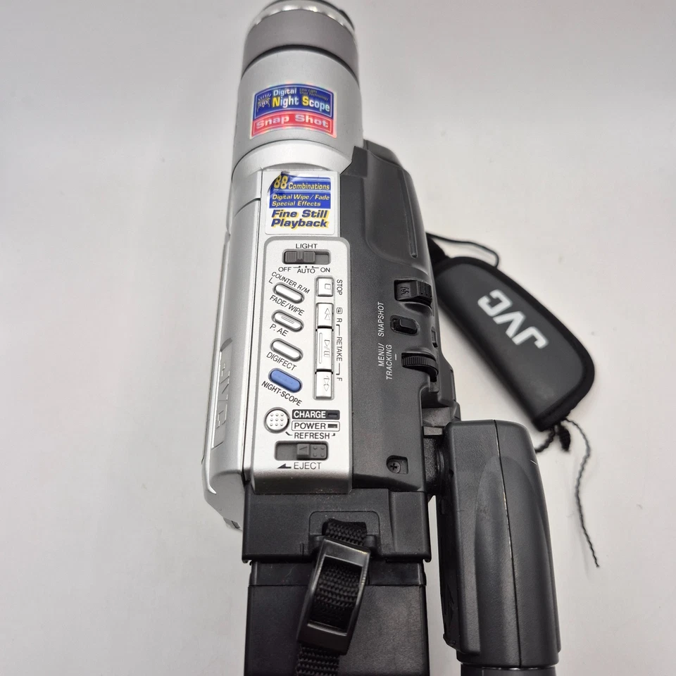 JVC Compact VHS Camcorder GR-FX220 VHSC Video Camera - Untested - Image 4 of 4