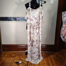 Floral Romper White Wmns Size Medium NWTS/T513