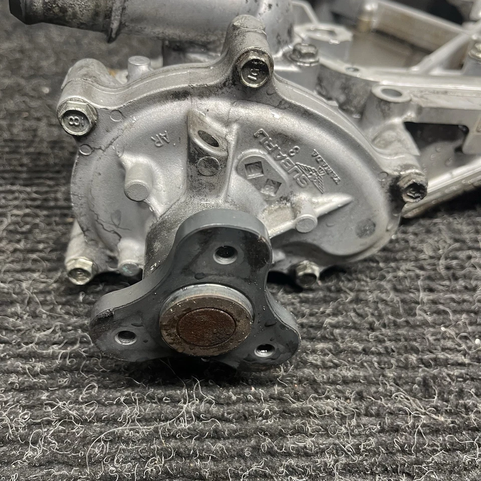 ☑️ Montaje de bomba de agua para cárter de aceite superior Scion FRS Toyota 86 Subaru BRZ FA20 OEM Foto 3 de 4