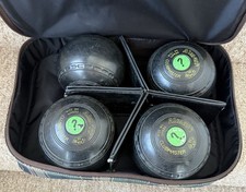 Almark Clubmaster Lawn Bowls Set of 4 Size 4H & Salisbury Carry Bag Good Cond