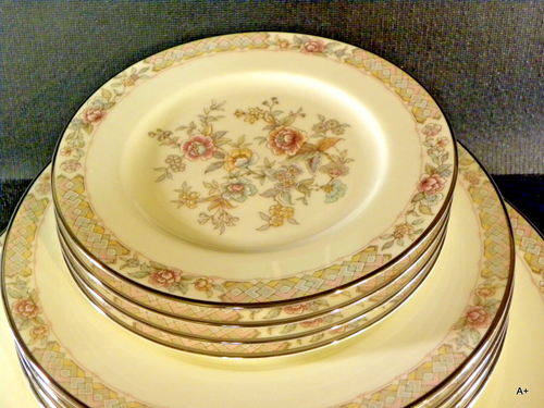 20 pcs ~ IMPERIAL GARDEN by NORITAKE BONE CHINA ~ 4 X 5 Piece Place Settings - Picture 2 of 13