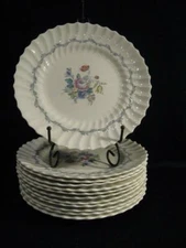 Royal Doulton The Chelsea Rose Dinner Plates - 12