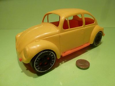 MADE IN USA AMLOID VW VOLKSWAGEN BEETLE - YELLOW L21.5cm - GOOD CONDITION 