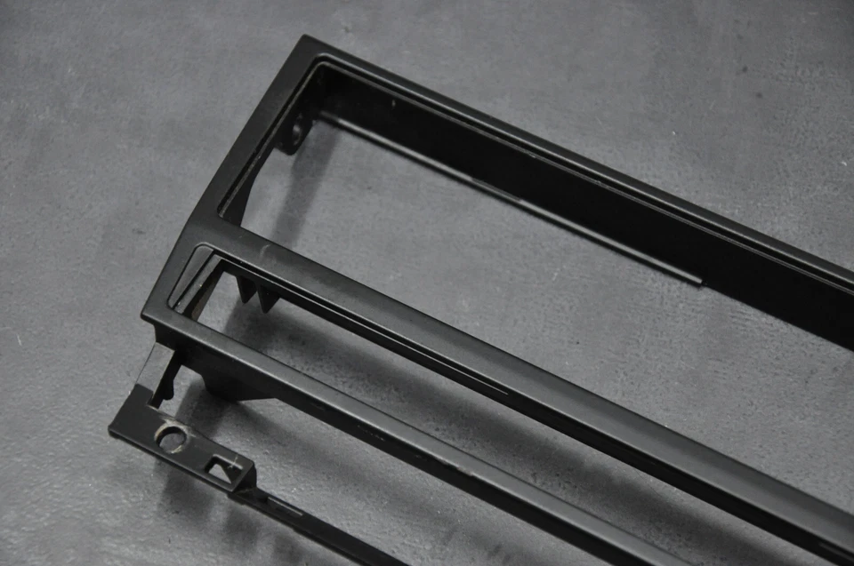 Carrello Funzionale BMW 5er E39 Consolle Centrale Telaio Alloggiamento - Immagine 4 di 4