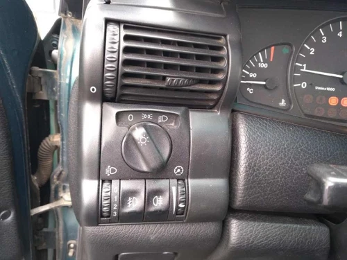 90457820 Faro Antiniebla Izquierdo para OPEL OMEGA B Elegance Berlina 1 2765158 - Imagen 6 de 10