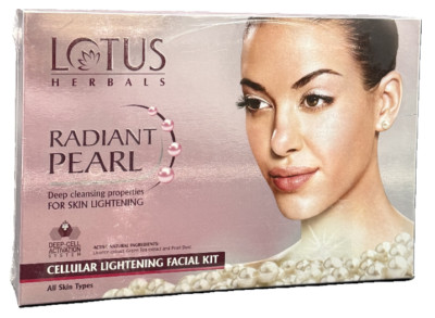 LOTUS HERBALS RADIANT PEARL Cellular Lightening Facial Kit for All skin type
