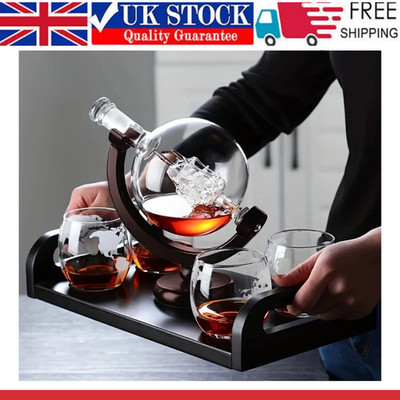 Creative Globe Dekanter Set mit Holzständer & 2 Whiskygläsern Geschenk Zuhause UK