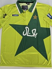 🏏 Pakistan Cricket 1999 ODI Polo Shirt – Retro Classic Vintage half green