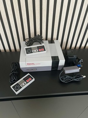 Nintendo NES Entertainment System Konsole Grau - PAL - Version Sammlerzustand 