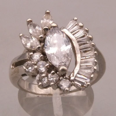 Ring Sterlingsilber 925 modernes aufregendes zeitlos elegantes Design Zirkonia - Bild 1 von 4