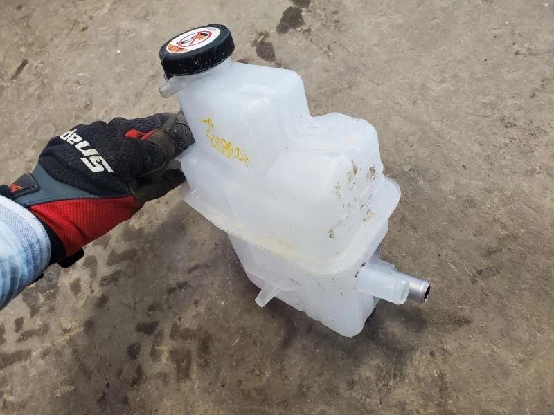Coolant Reservoir Engine Fits 18-23 CAMRY 1667055 Foto 2 de 4