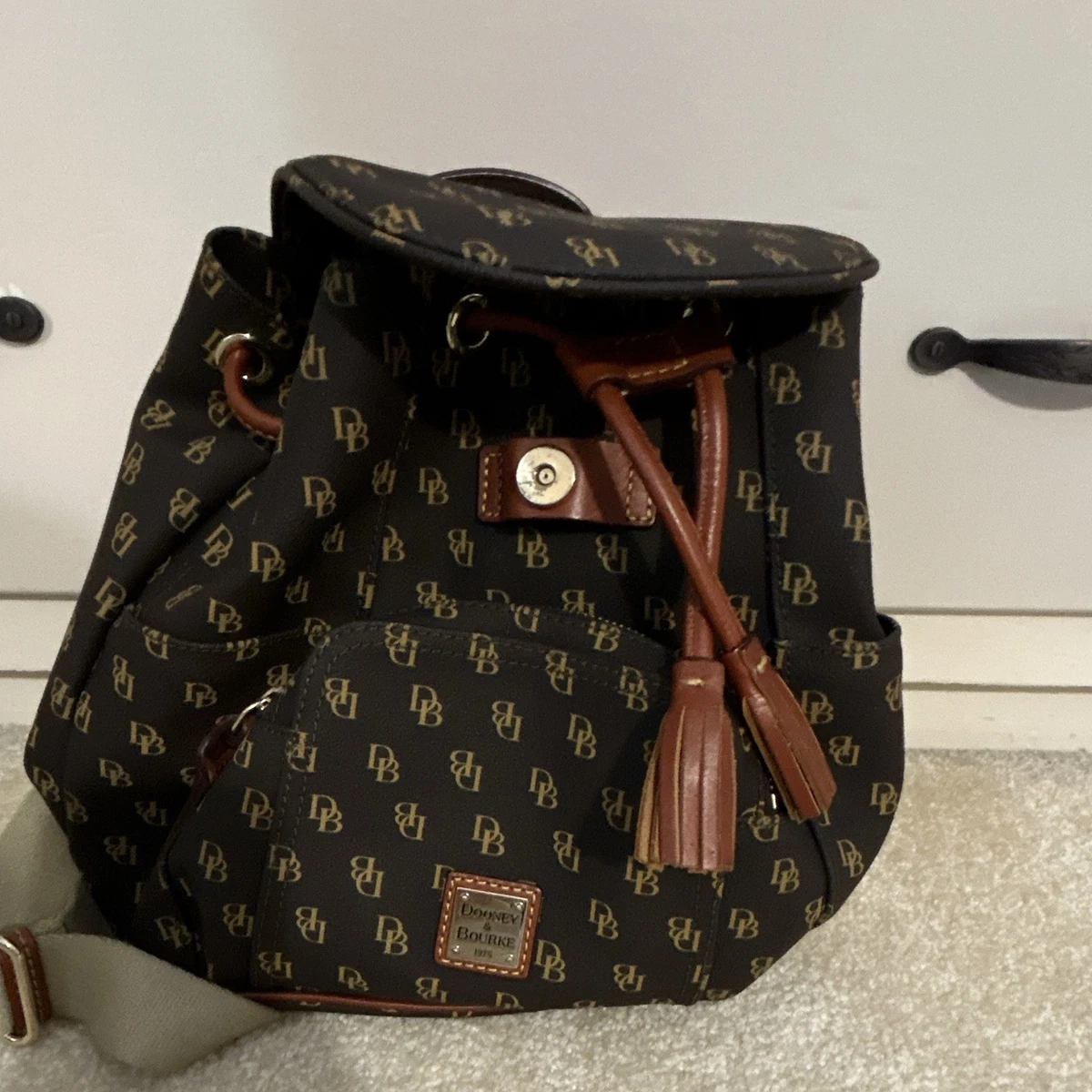 80s DOONEY&BOURKE レザーリュック 巾着型 タッセル USA製 Dooney & Bourke Drawstring Backpack Bags & Handbags for Women for