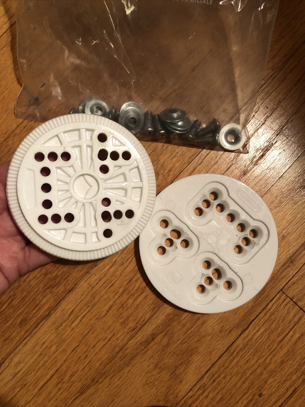 3 hole snowboard bindings