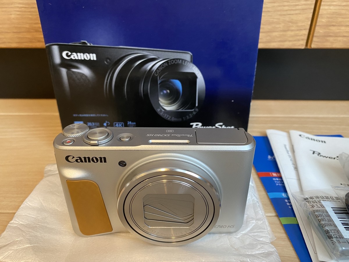 Canon PowerShot SX740 HS Silver Compact Digital Camera Zoom Canon PowerShot SX740 HS Silver Compact Digital Camera Zoom
