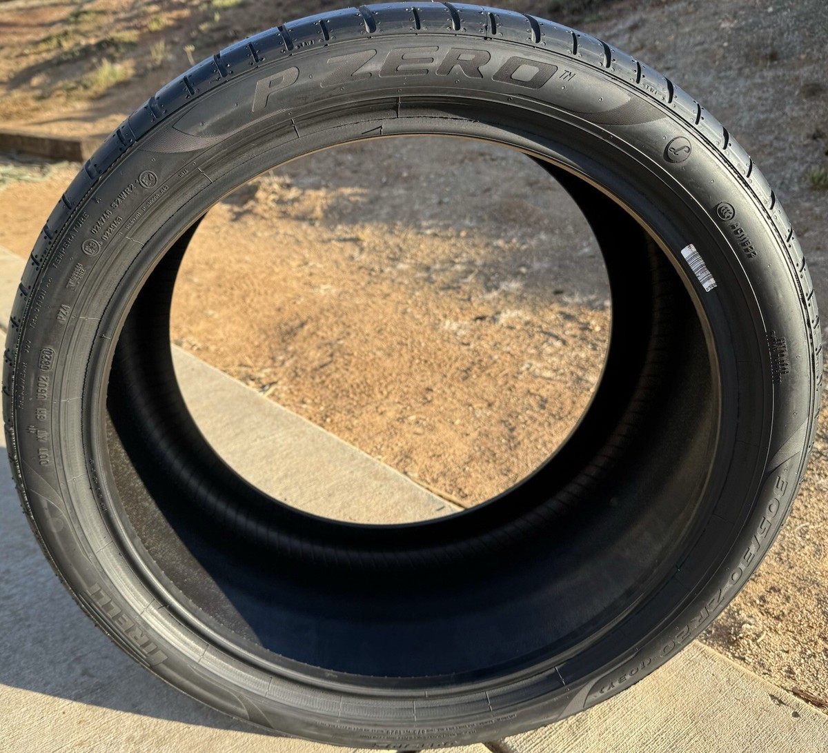 SET OF TWO BRAND NEW 305/30ZR20 (103Y) Pirelli P Zero PZ4 SET OF TWO BRAND NEW 305/30ZR20 (103Y) Pirelli P Zero PZ4