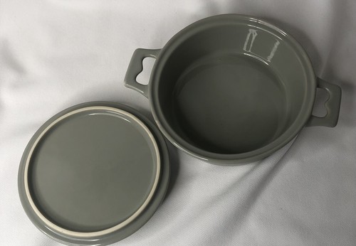 Ceramic Brie Baking Dish with Lid - Picture 3 of 5