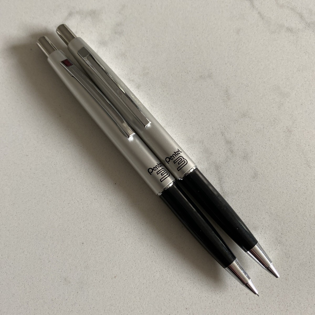 【廃盤レア】PLOTTER Mechanical Pencil 2002 NPD: PLOTTER 2001 and 2002 in silver : r/pens