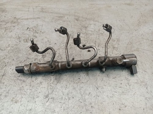 MERCEDES SPRINTER (B906) 314 CDI Verteilerrohr Kraftstoff A6510700495 Rail - Picture 3 of 8