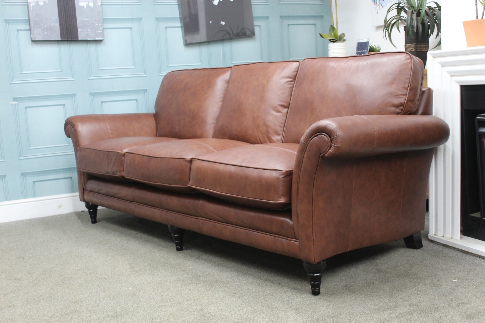 PARKER KNOLL BURGHLEY GRAND 3 SEATER SOFA IN DALLAS TAN LEATHER. RRP £