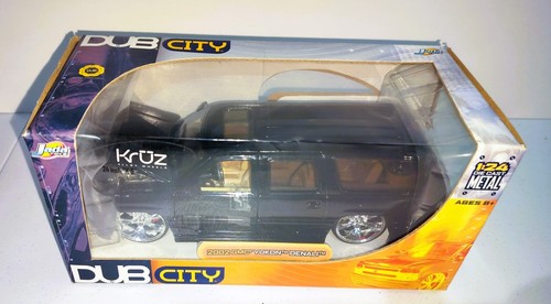 Jada Toys 1:24 Diecast 2002 GMC Yukon Denali Black Sealed NEW RARE - Picture 4 of 9