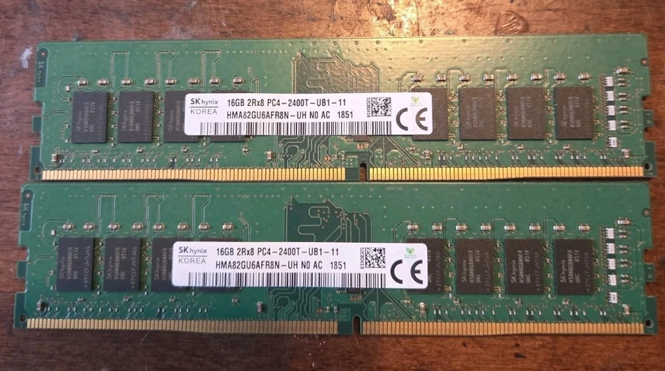 Memoria RAM de escritorio Hynix 32 GB DDR4 2x16 GB PC4-2400T HMA82GU6AFR8N Foto 1 de 1