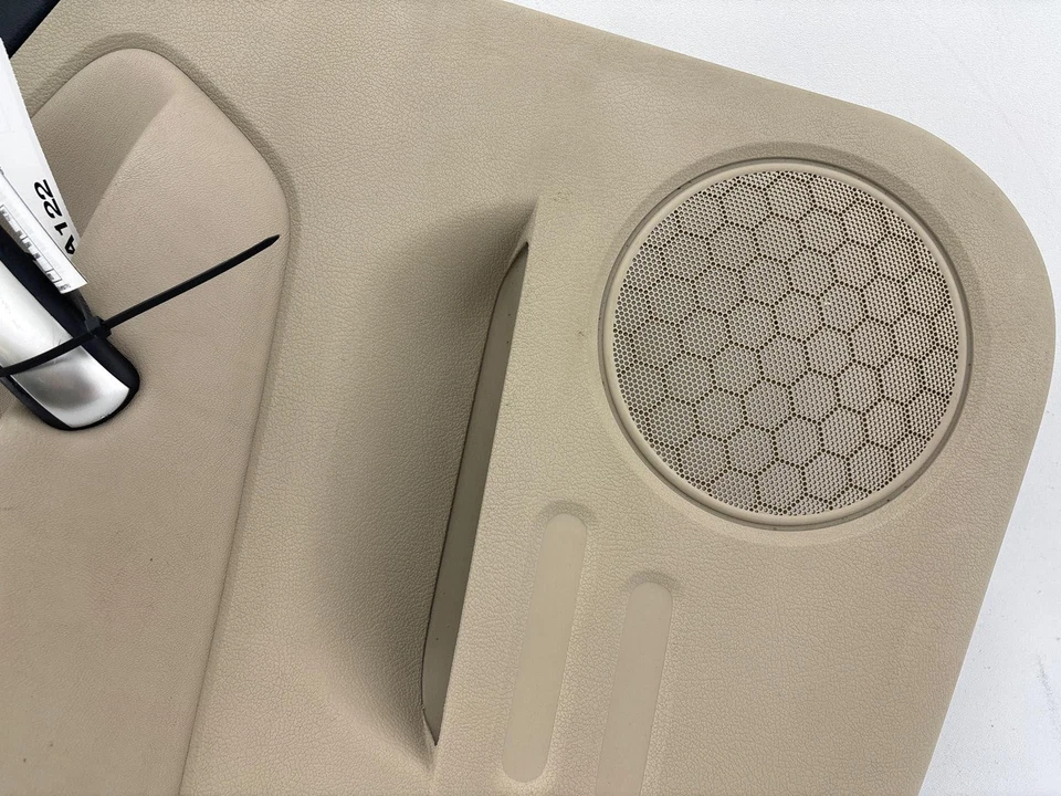 2006-2007 Saturn VUE Rear Left Door Trim Panel OEM - Image 4 of 4