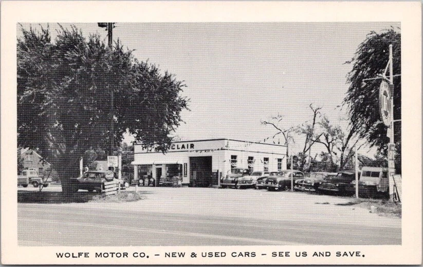  cartão postal publicitário carros novos e usados década de 1950 wichita kansas 