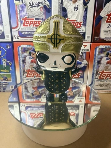 Funko Pop! Rocks Ghost Papa Emeritus III #204 Vinyl Figure Hot Topic Loose
