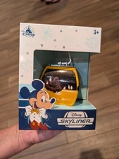 NEW💥2025 WDW Disney Park Skyliner Gondola Star Wars Chewbacca Toy Display