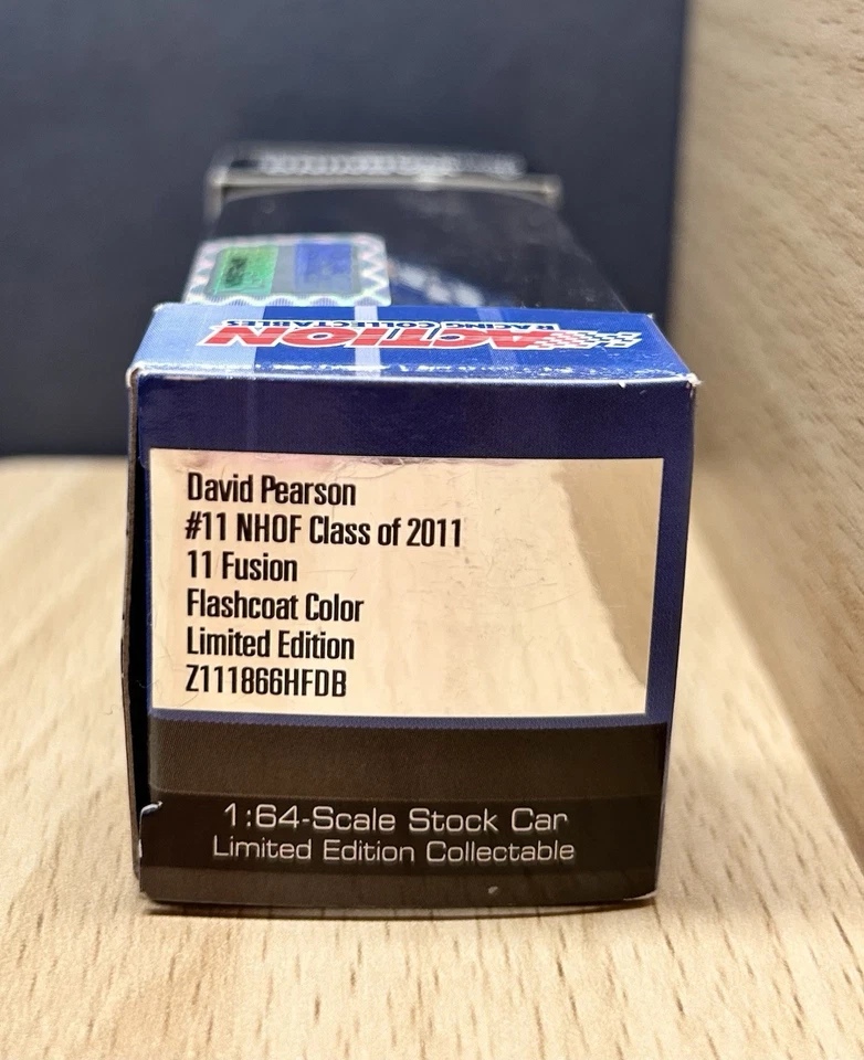 1:64 ACCIÓN #'11 SALÓN DE LA FAMA DE NASCAR NHOF CLASE DE 2011 DAVID PEARSON HOF NIB Foto 4 de 4