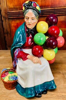 Vintage 1930 Royal Doulton Lady Figurine The Old Balloon Seller HN 1315 ENGLAND