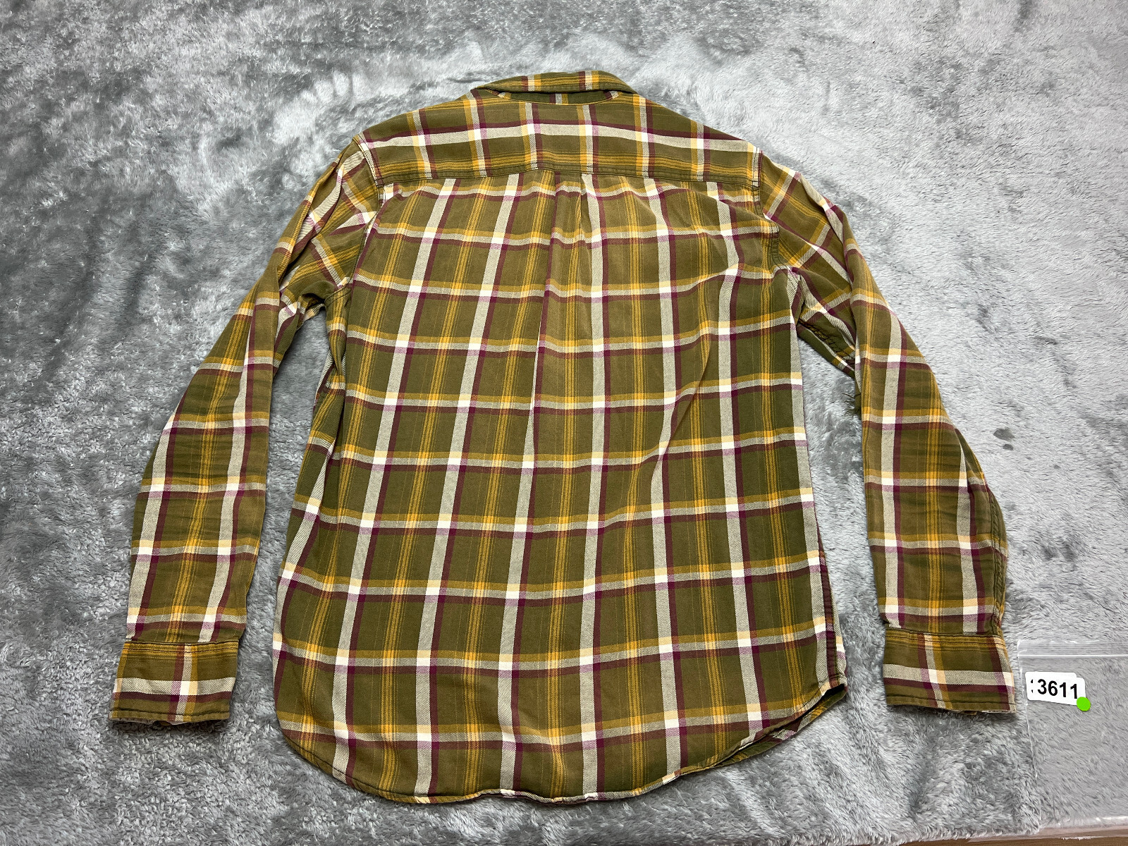 Burton Shirt Mens Large Green Plaid Flannel Outdoors Button Up