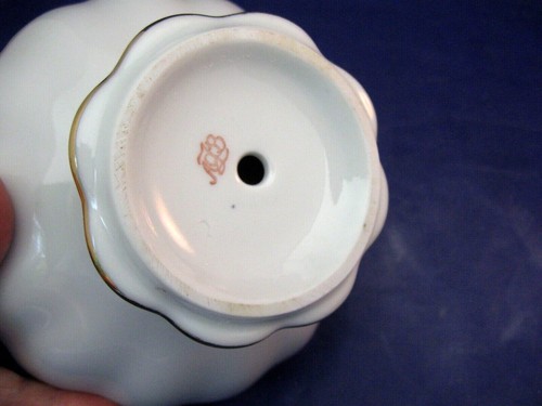 ANTIQUE VASE & MATCHING SMALL PEDESTAL BOWL - HAS A MAKERS MARK BUT NO NAME - Picture 8 of 10