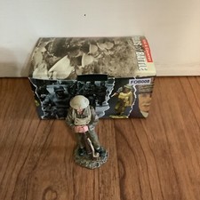 KING  COUNTRY FIELDS OF BATTLE FOB008 STANDING BRITISH TOMMY New