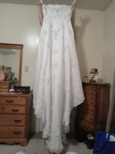 wedding dress size 14 David's Bridal 