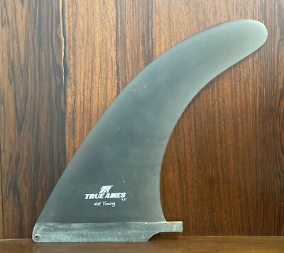 TRUE AMES Nat Young 9.5\