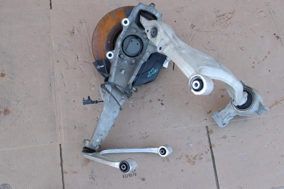 Infiniti FX35 FX37 2009-2013 tracción trasera eje delantero izquierdo nudillo rueda buje conjunto OEM Foto 3 de 4